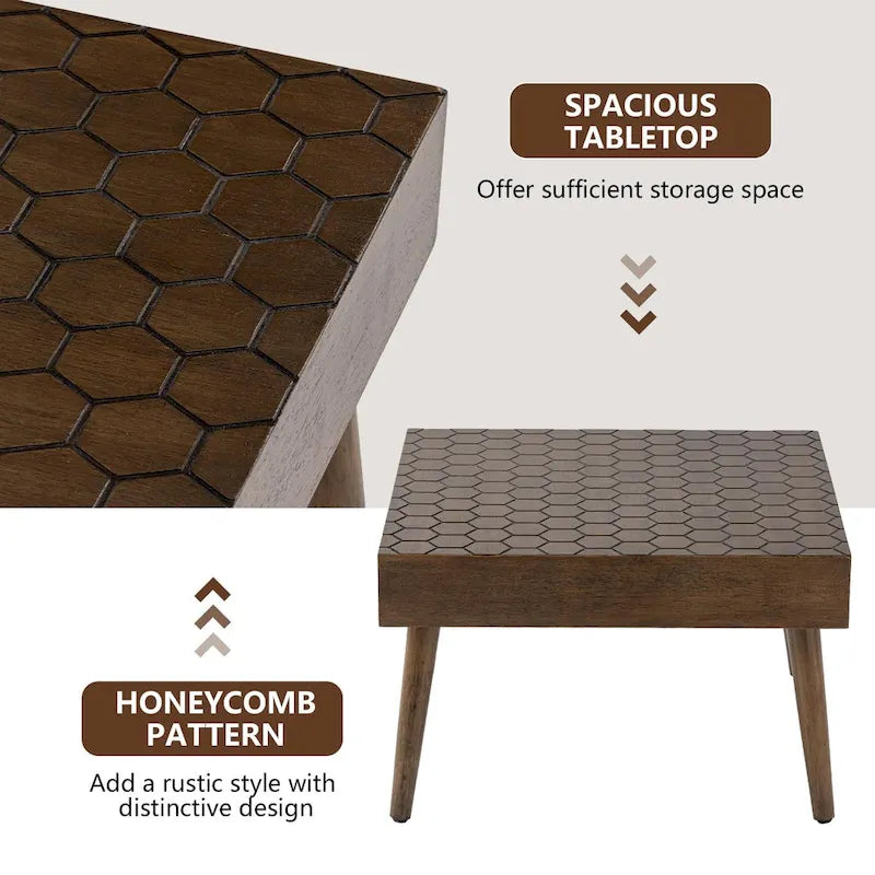 Table basse carrée marron avec motif alvéolé | 24L x 24P x 15,3H