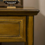 Table d'appoint vintage argentée/marron avec tiroir et étagère ouverte, utilisation individuelle
